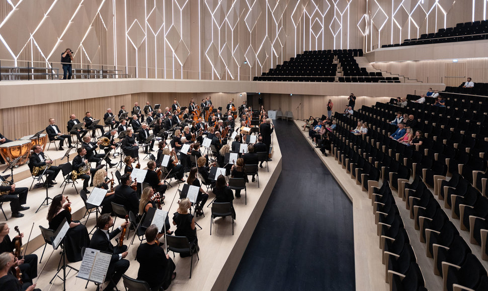 Rekonstruotos Vilniaus kongresų rūmų koncertų salės pristatymas