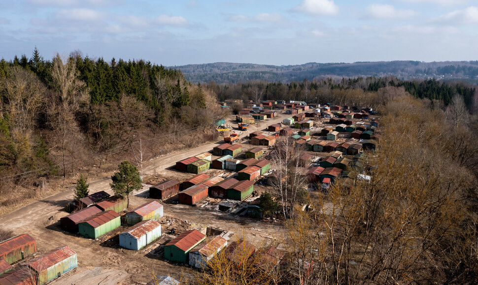 Metaliniai garažai S.Batoro gatvėje