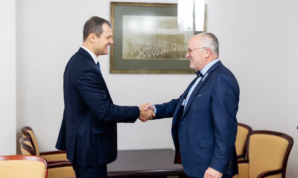 Gintautas Paluckas, Juozas Olekas