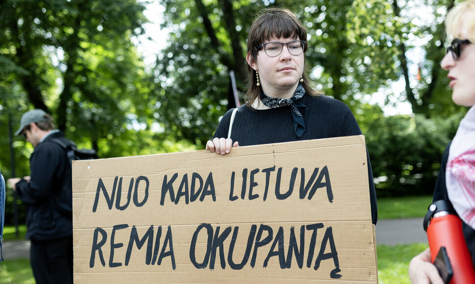 Mitingas prie&scaron; Izraelio užsienio reikalų ministro vizitą Lietuvoje