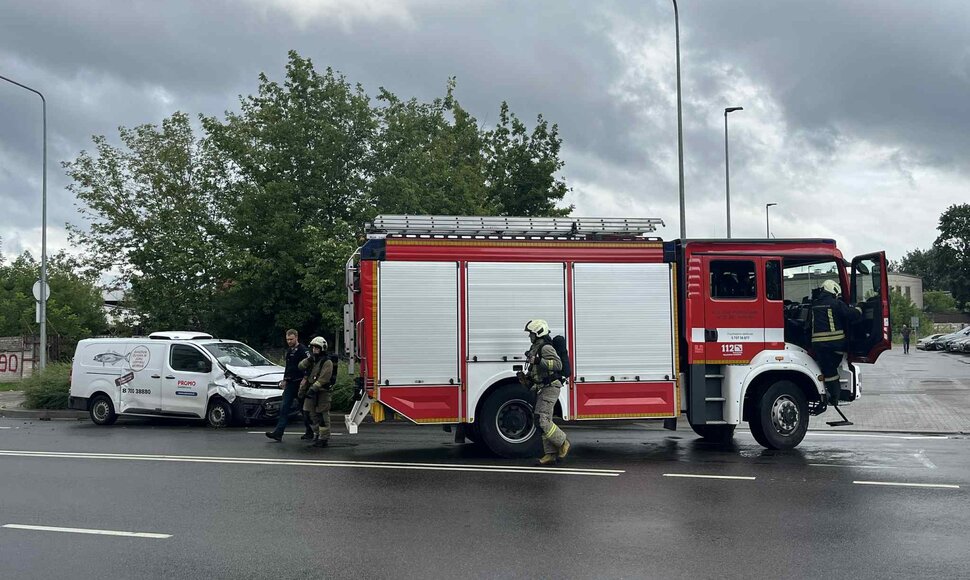 Avarija Naugarduko gatvėje