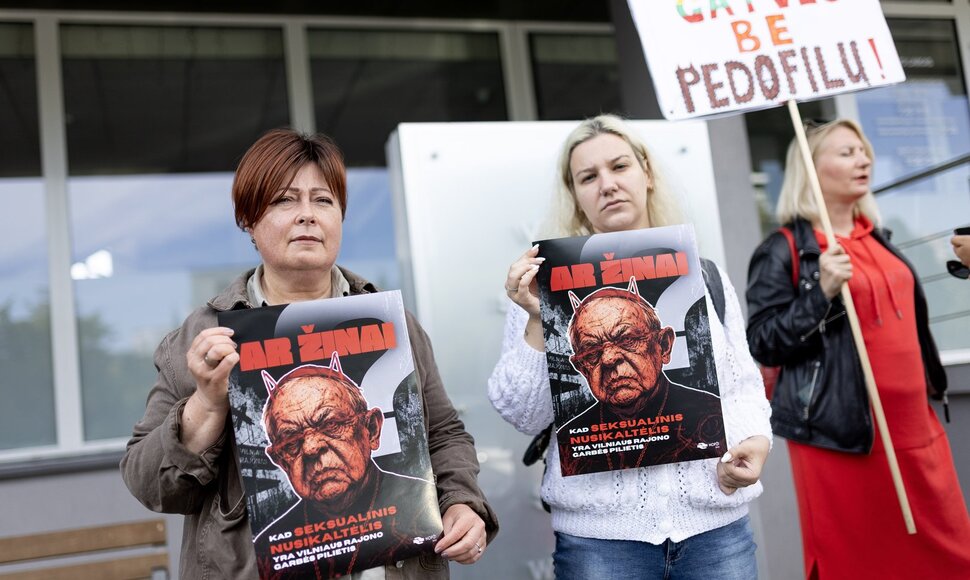 Piketas &bdquo;Vilniaus rajonas be pedofilų garbinimo&ldquo;