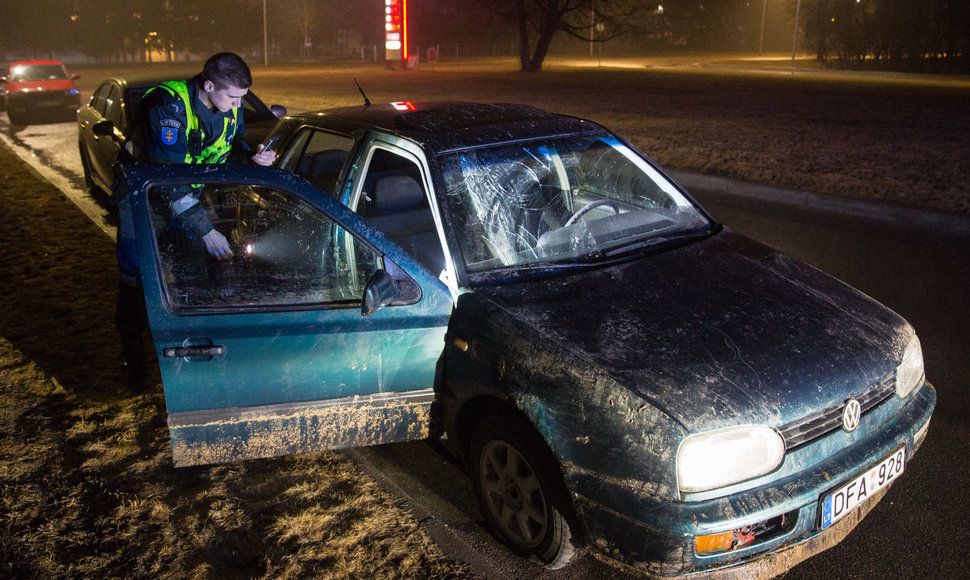 Girto jaunuolio (2,59 prom.) „Volkswagen Golf“ Liepkalnio gatvėje