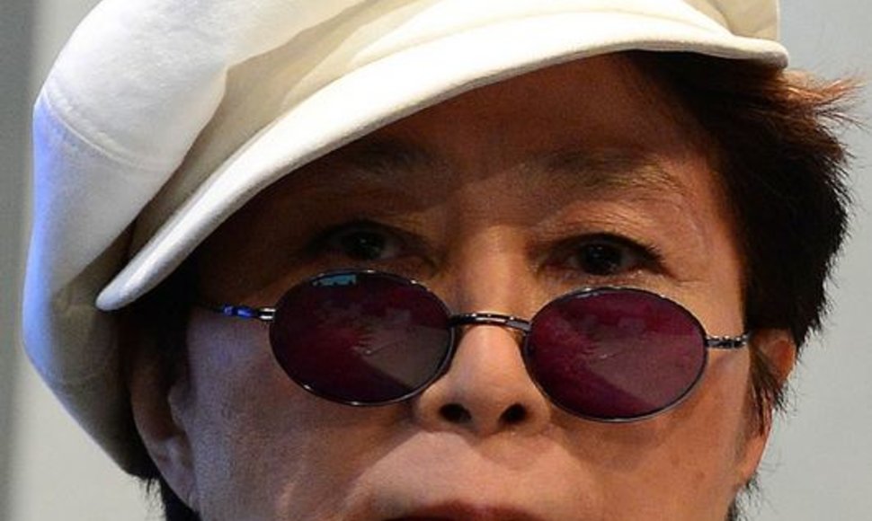 Yoko Ono