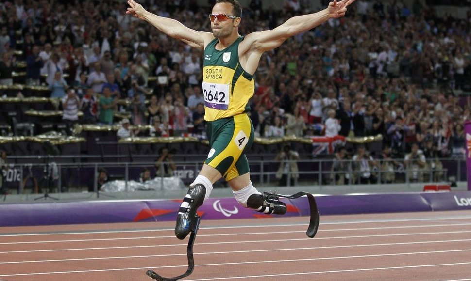 Pietų Afrikos bėgikas Oscaras Pistoriusas (25 m.)
