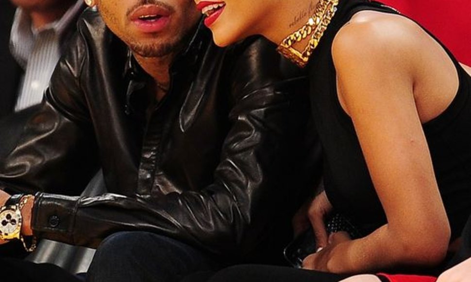 Rihanna ir Chrisas Brownas