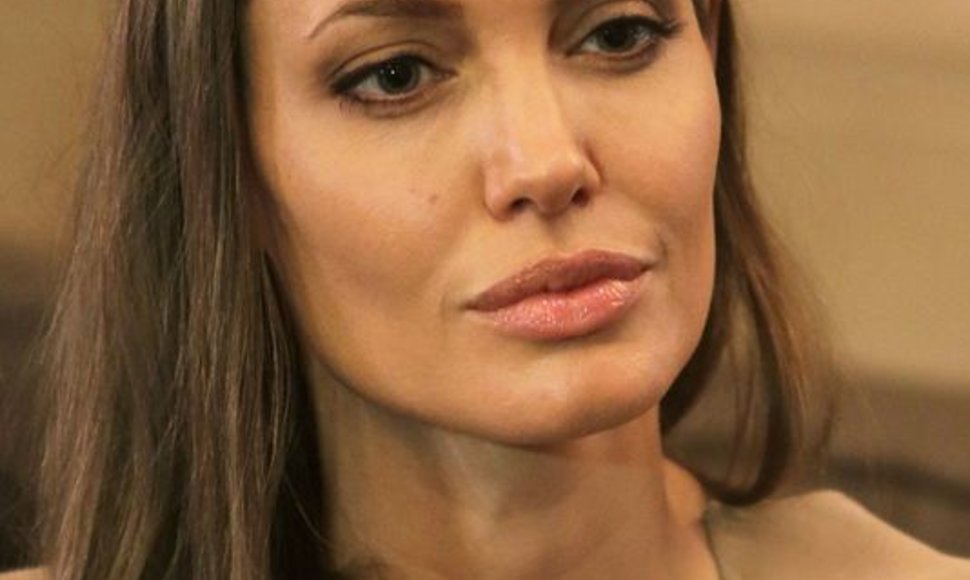 18 vieta – JAV aktorė Angelina Jolie
