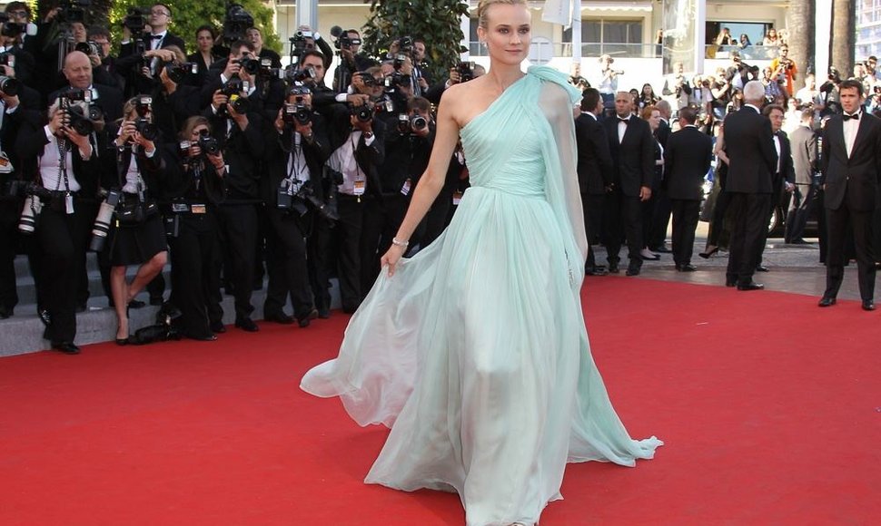 Aktorė Diane Kruger ir „Giambattista Valli“ suknelė