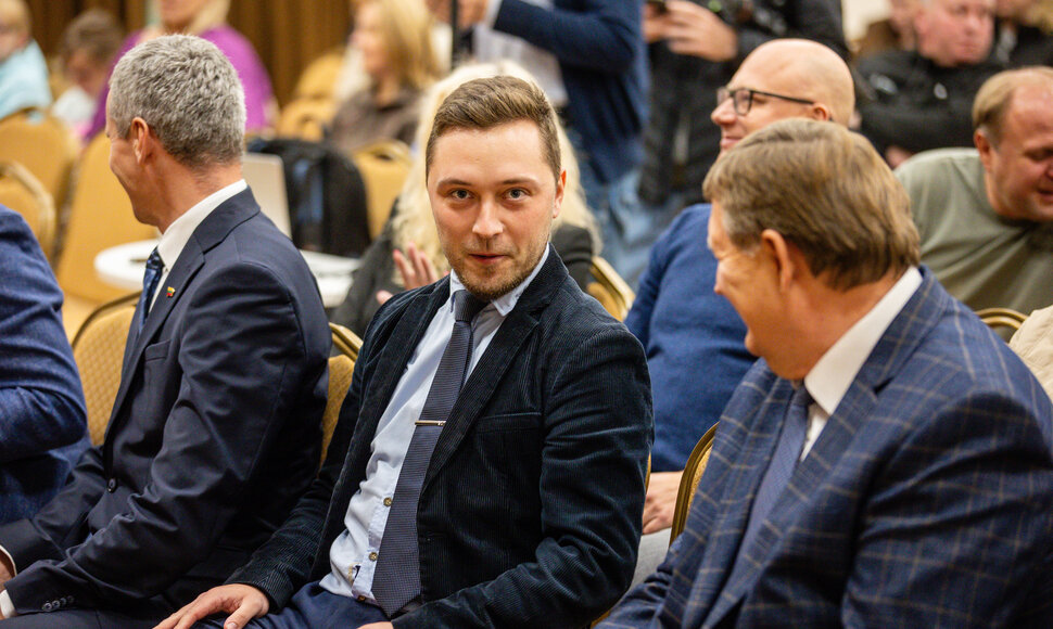 Ramučių gyventojų susirinkimas dėl Kauno MBA gamyklos veiklos.