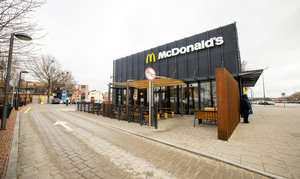 &bdquo;McDonald's&ldquo; restoranas Karaliaus Mindaugo prospekte Kaune