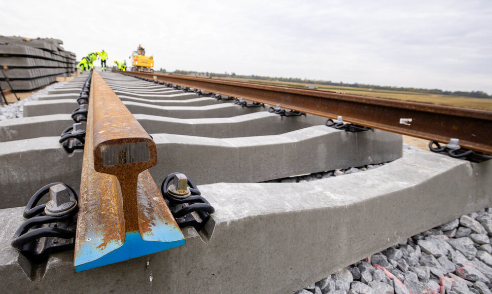 &bdquo;Rail Baltica&ldquo; europinės vėžės bėgių tiesimas