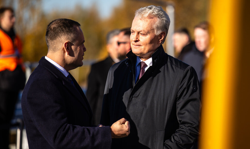 Karolis Nawrockis, Gitanas Nausėda