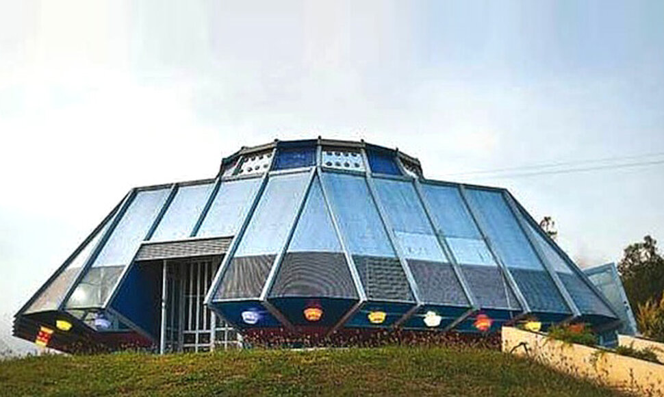 „Ateivių“ namas