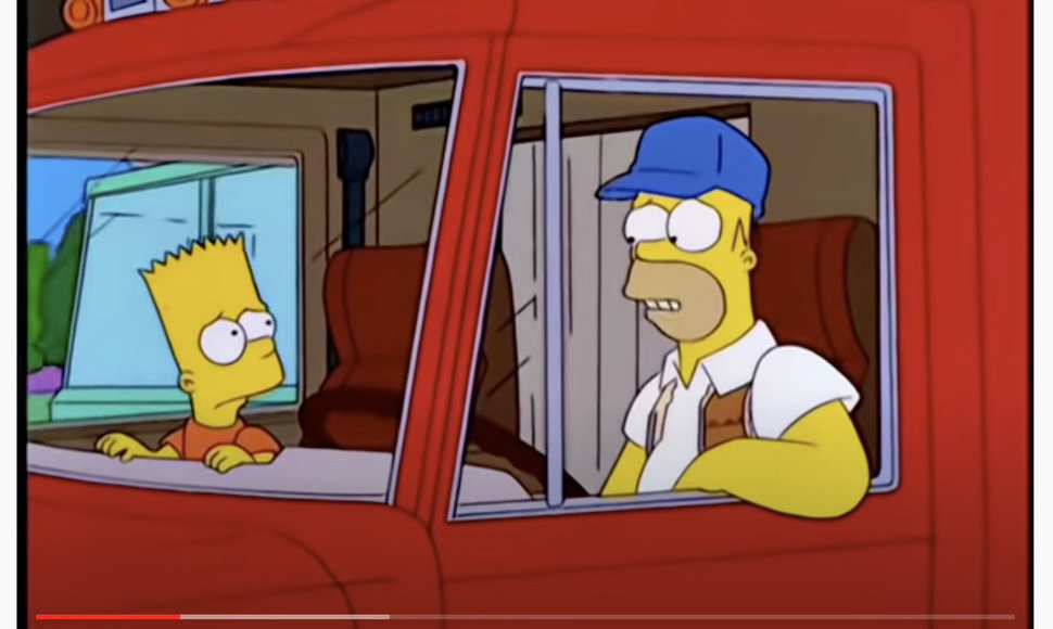 Socialiniuose tinkluose prisiminta „Simpsonų“ serija, kurioje Homeris tapo vilkiko vairuotoju