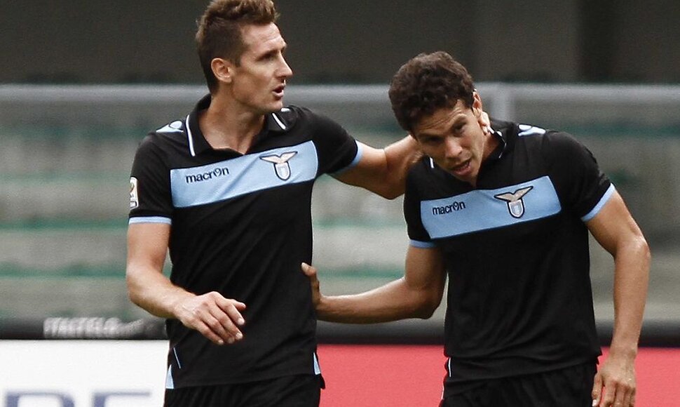 Miroslavas Klose i Hernanesas