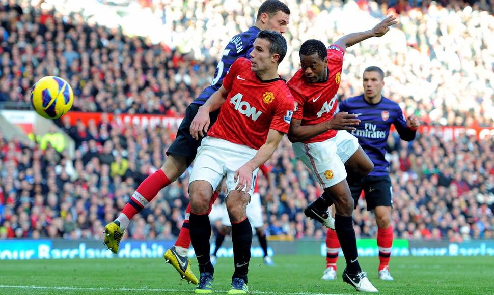 Robinas van Persie ir Patrice'as Evra