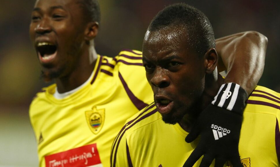Lacina Traore'as ir Christopheris Samba