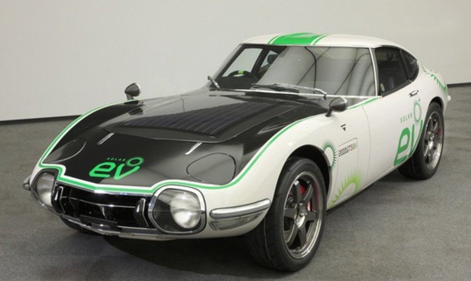 Toyota 2000GT EV