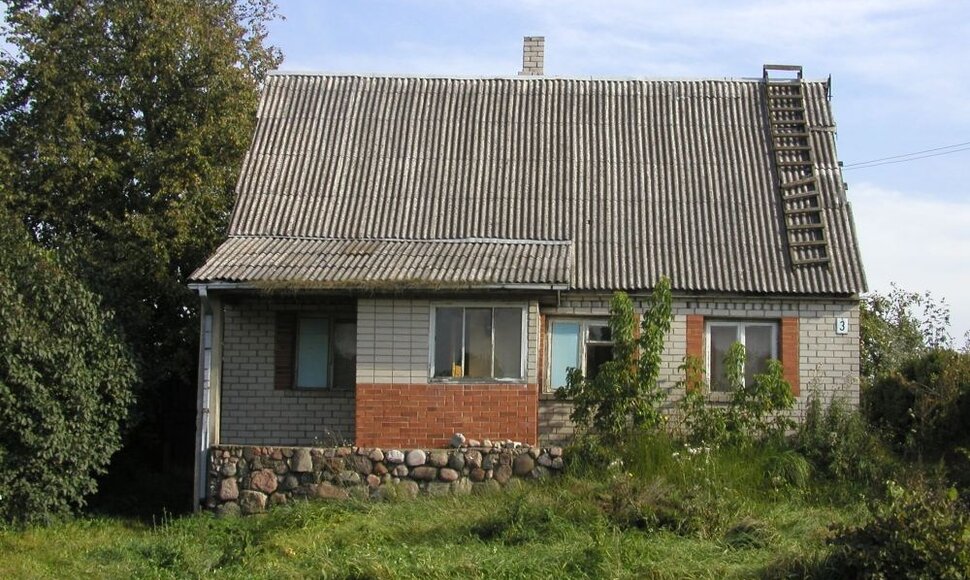 Negyvą kaimyną aptiko gatvės gyventojai