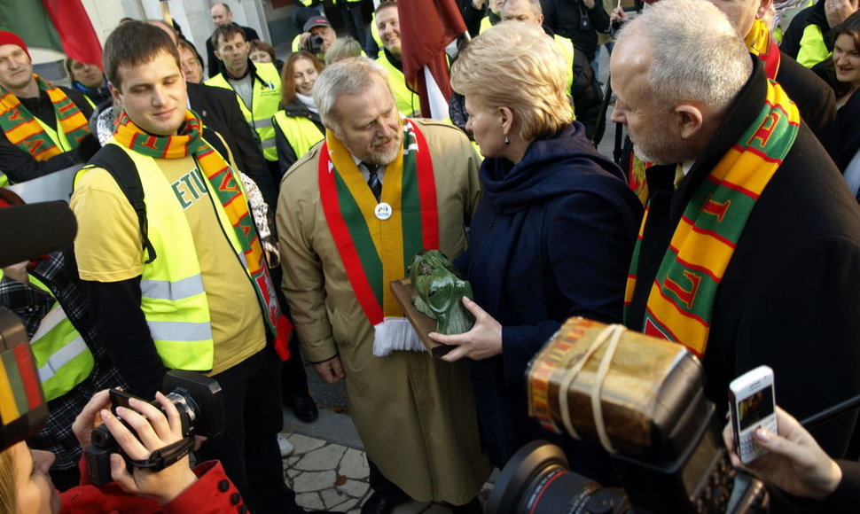 Dalia Grybauskaitė Baltijos šalių ūkininkų proteste Briuselyje