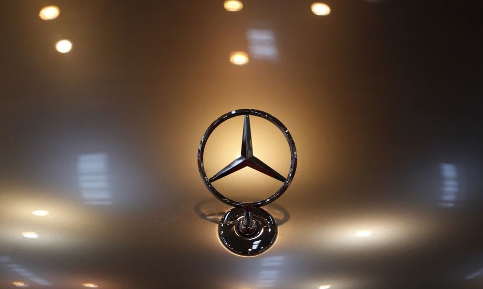 „Mercedes Benz“ ženklas