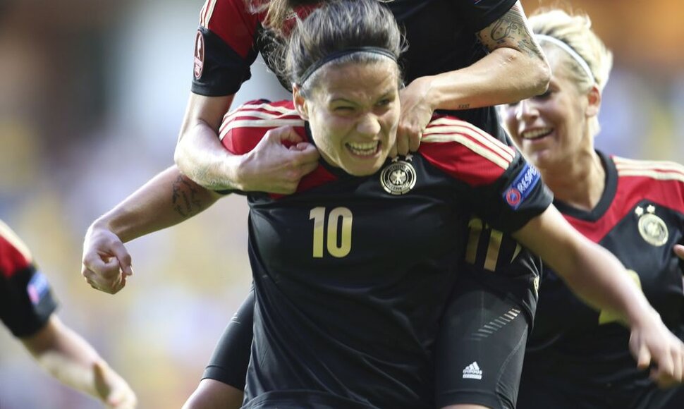Dzsenifer Marozsan