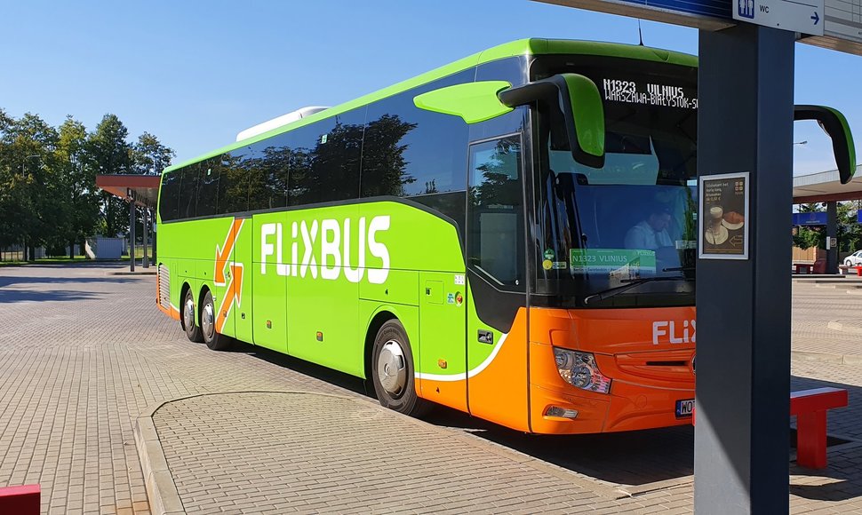 Kompanijos „Flixbus“ autobusas Marijampolėje