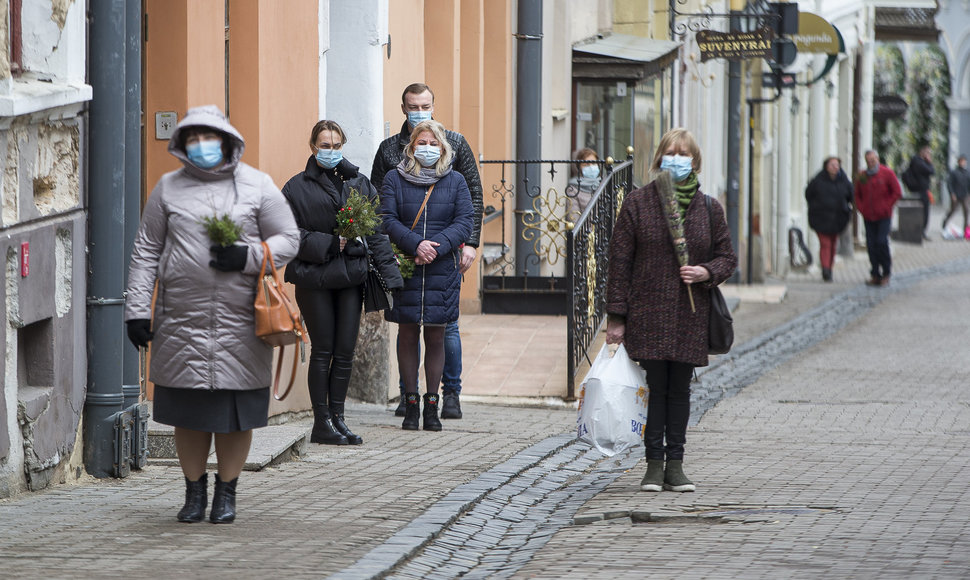 Vilniaus senamiestis Verbų sekmadienio rytą