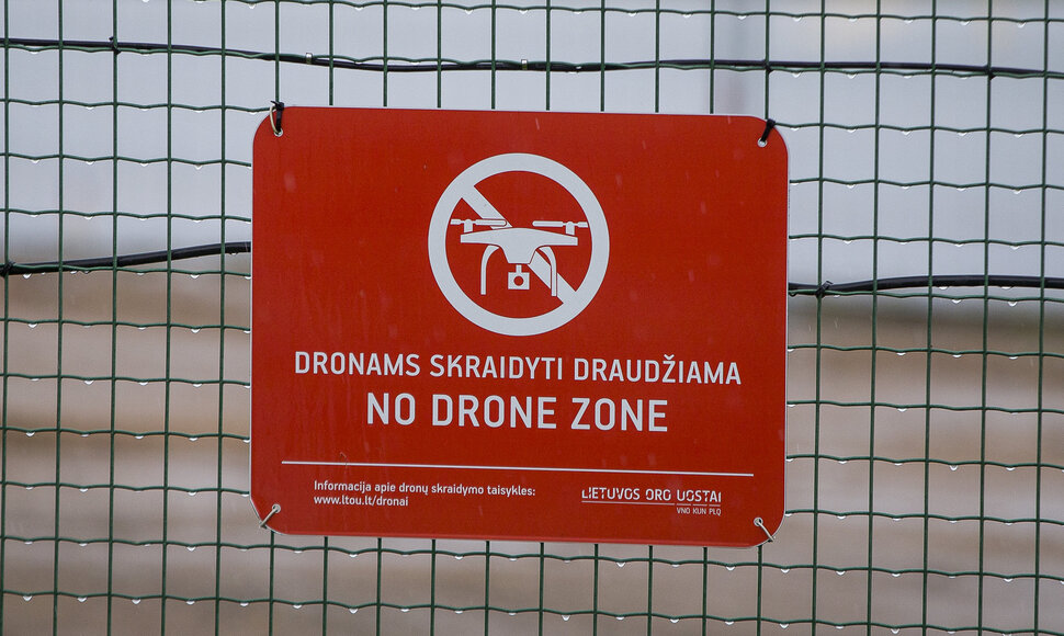 Lėktuvų stebėjimas Vilniaus oro uoste