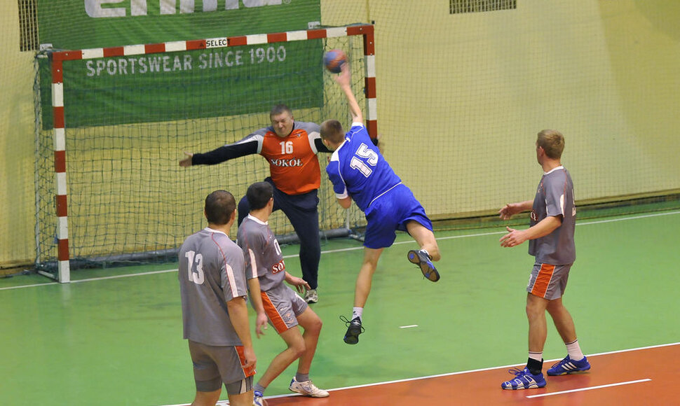 Lietuvos rankinio čempionate sostinės „Šviesa VHC“ įveikė Šalčininkų „Sokol“ 38:28
