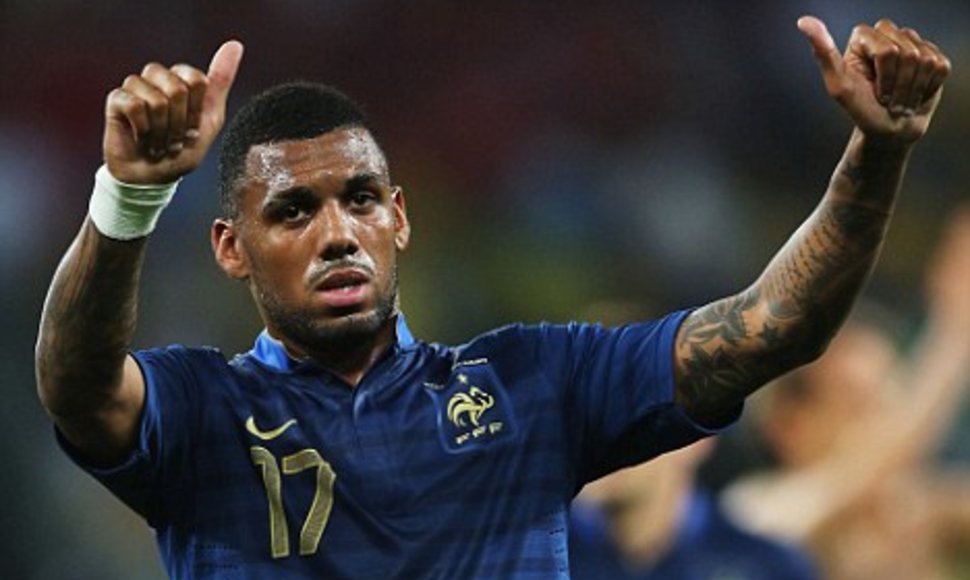 Y.M'Vila  Prancūzijos futbolo rinktinėms neatstovaus iki 2014 metų birželio