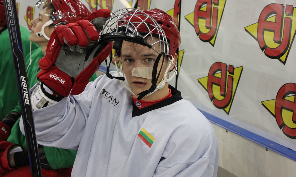 Nerijus Ališauskas nori atstovauti Lietuvos ledo ritulio rinktinę olimpinėje atrankoje.