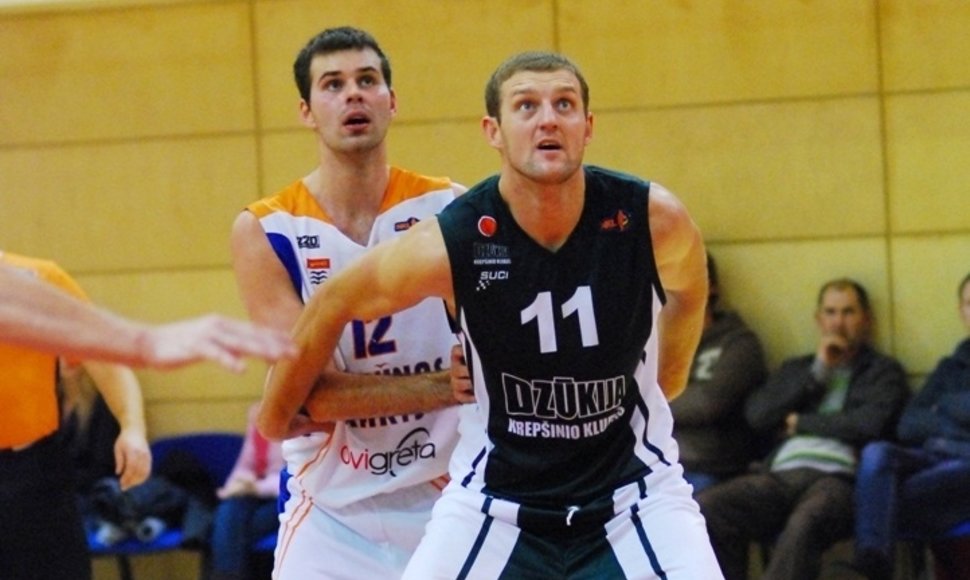Alytaus „Dzūkijos“ krepšinio ekipa kovoja NKL čempionate.