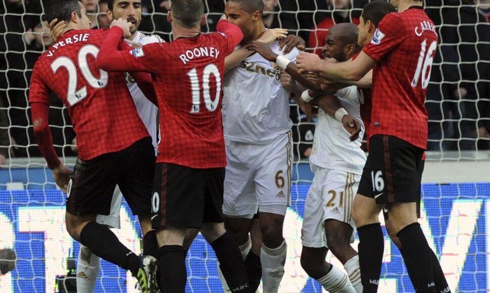 „Manchester United“ nepalaužė „Swansea City“.