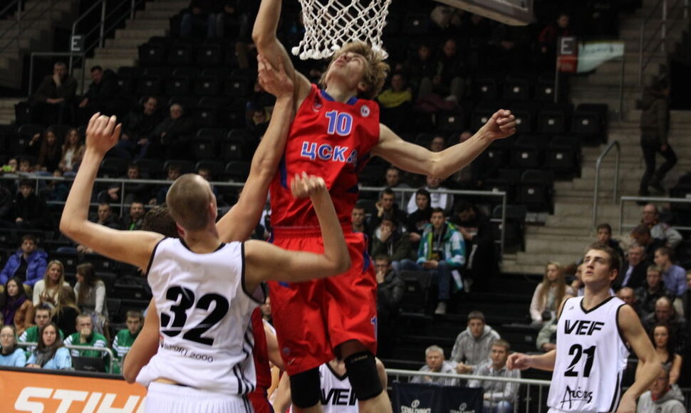 VEF ir CSKA jaunių ekipos dvikova