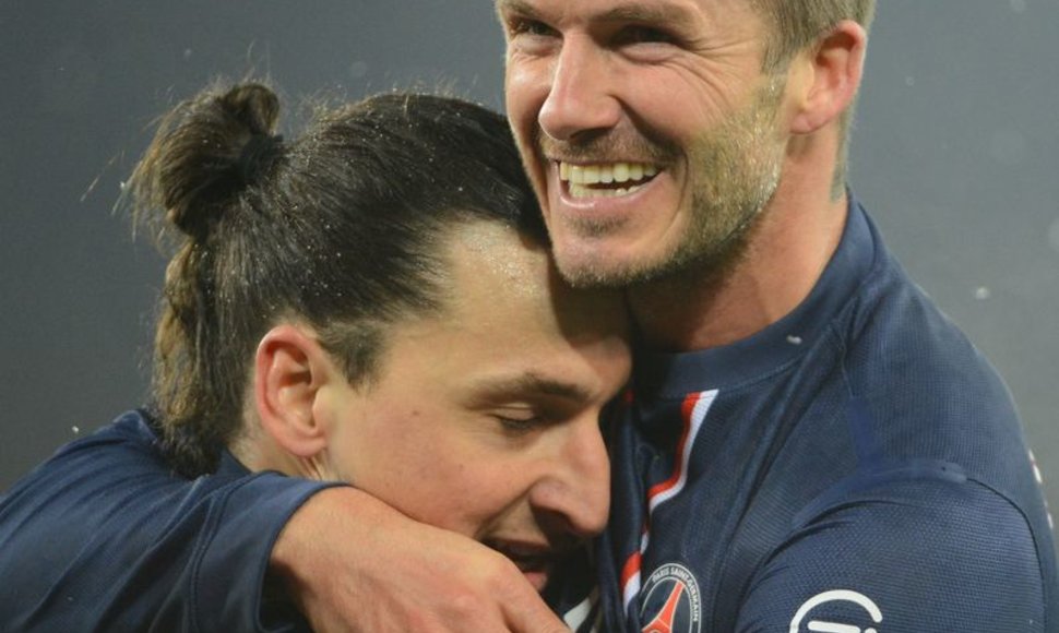 Davidas Beckhamas ir Zlatanas Ibrahimovičius po įvarčio – bendraklubių džiaugsmas