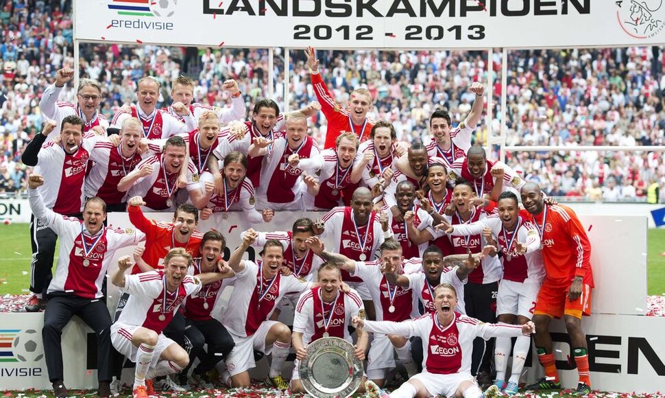 Amsterdamo „Ajax“ klubas per visą komandos istoriją Nyderlandų čempionais tapo 32 kartą