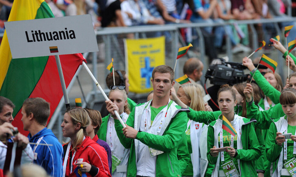 Sekmadienį Lietuvos delegaciją dalyvavo XII Europos jaunimo vasaros olimpinio festivalio Utrechte atidarymo ceremonijoje