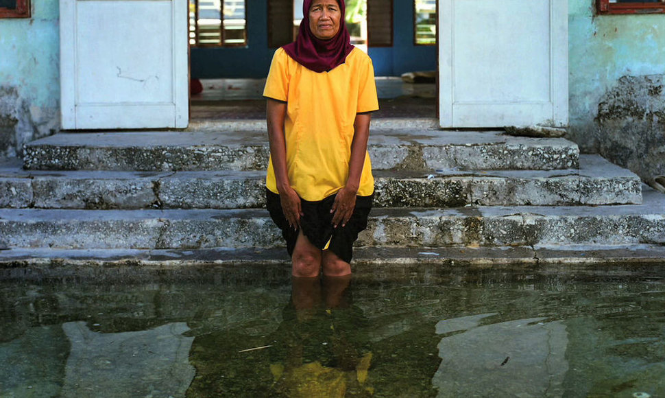 Kadras iš filmo Tuvalu - Islands on the frontline of Climate 