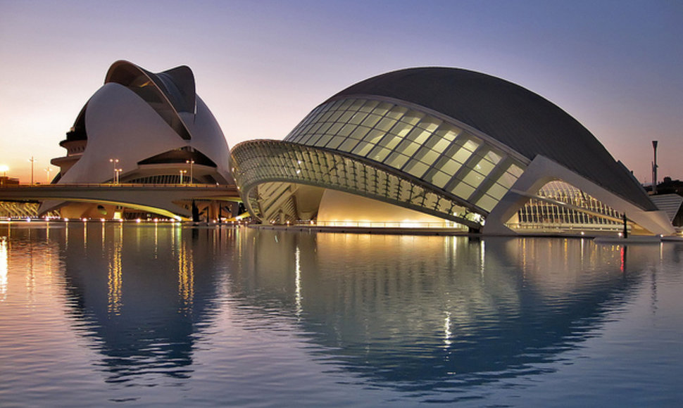 Meno ir mokslo centras (Ciudad de las Artes y las Ciencias)