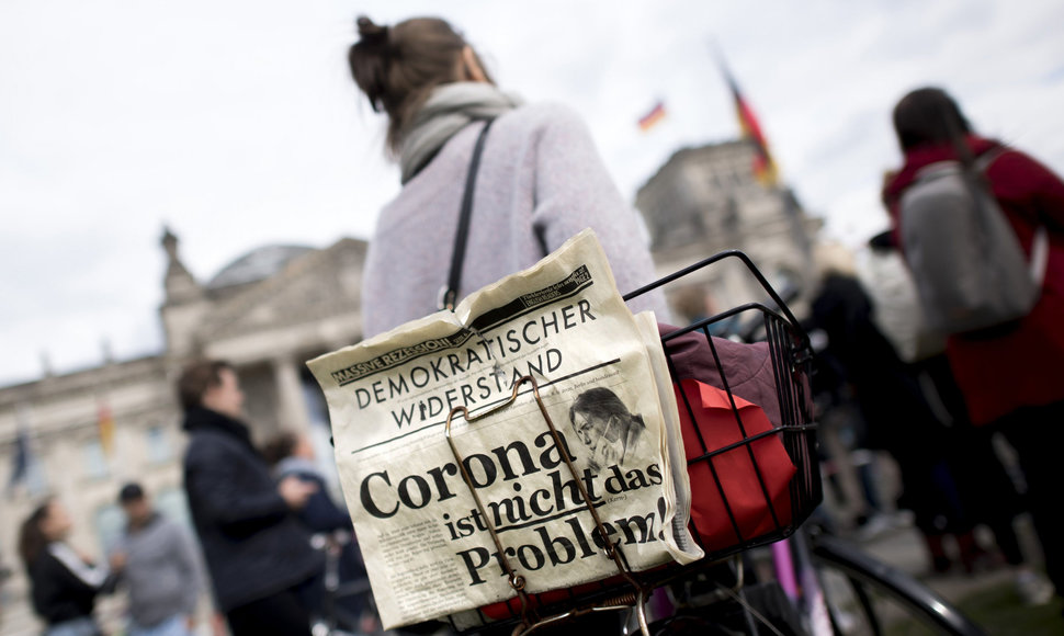 Protestai prieš viešojo gyvenimo apribojimus Vokietijoje