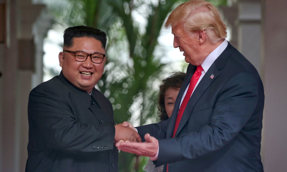 Kim Jong Unas ir Donaldas Trumpas