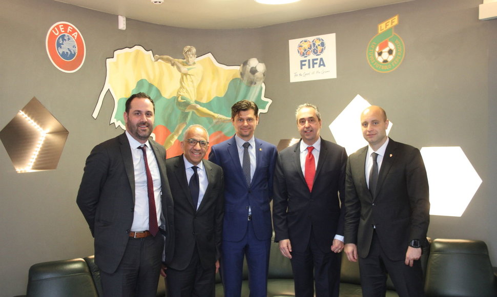 JAV delegacija Lietuvos futbolo federacijoje 