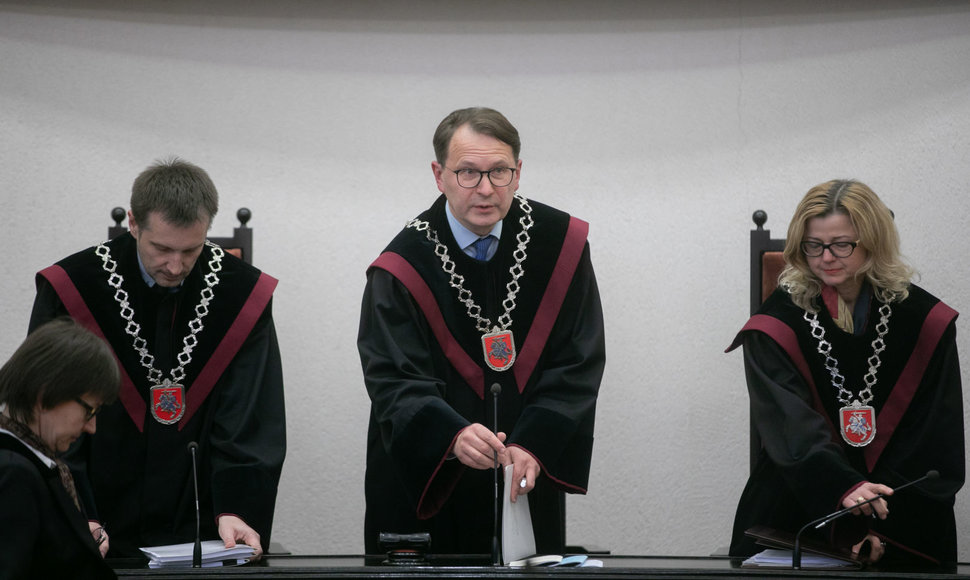 Konstitucinio teismo sprendimas dėl Seimo LRT tyrimo teisėtumo