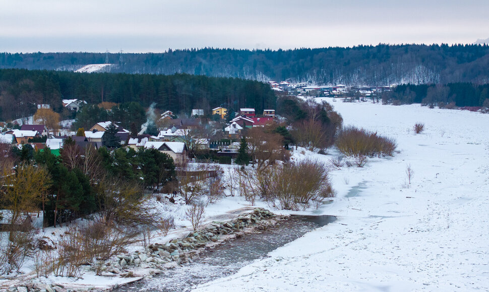 Radikių (Kauno raj.) gyvenvietė ruo&scaron;iasi potvyniui