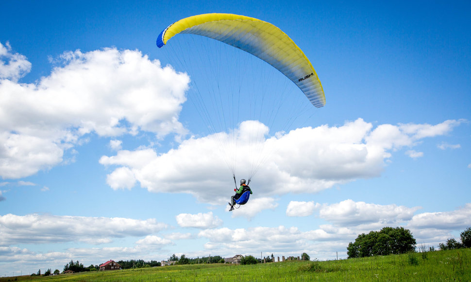 Parasparnių pilotai mokėsi kaip elgtis kritinėse situacijose