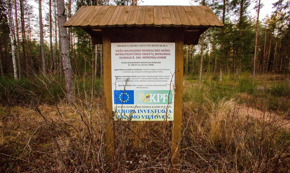 A.Nanartavičiaus įrengta poilsio zona šalia Miškonių kaimo (Vilniaus r.)