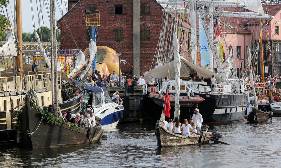 Istorinių laivų paradas Danės upėje „Dangės flotilė“