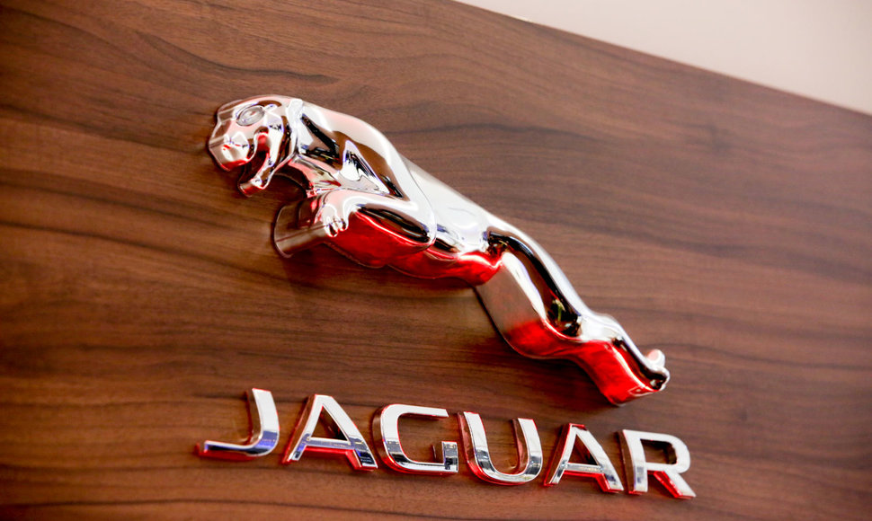 Naujojo „Jaguar Land Rover“ salono atidarymas