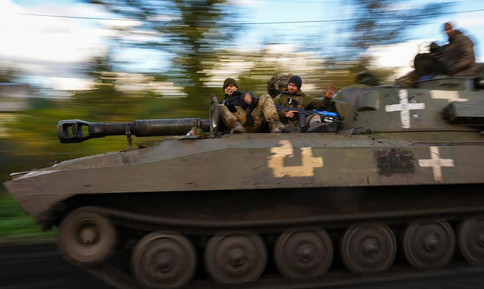 Ukrainos karinės pajėgos tęsia sėkmingą kontrpuolimą